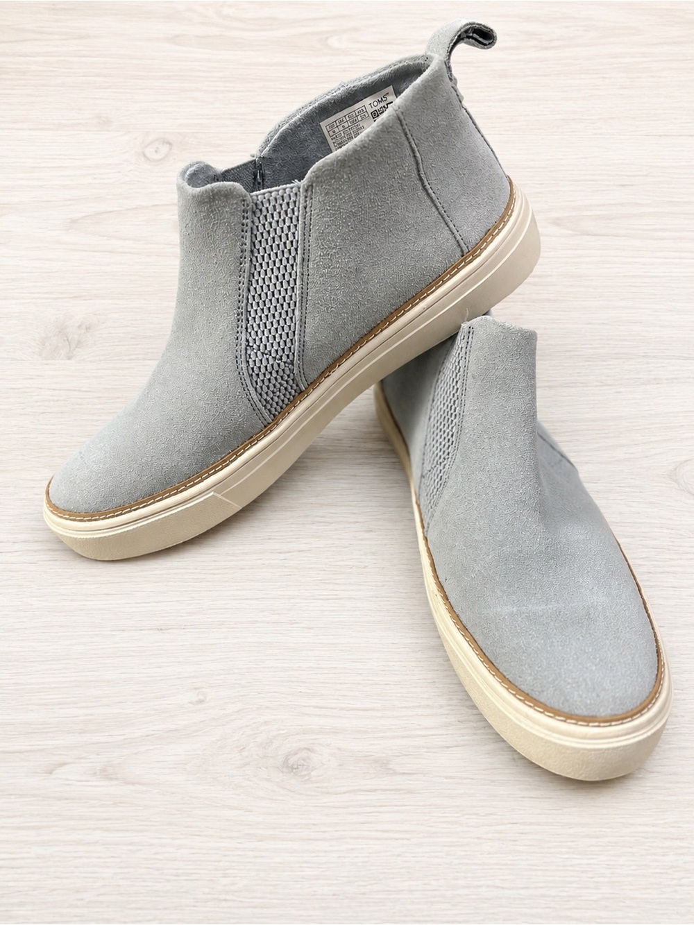 Toms Women's Light Gray Suede Chelsea Ankle Boots